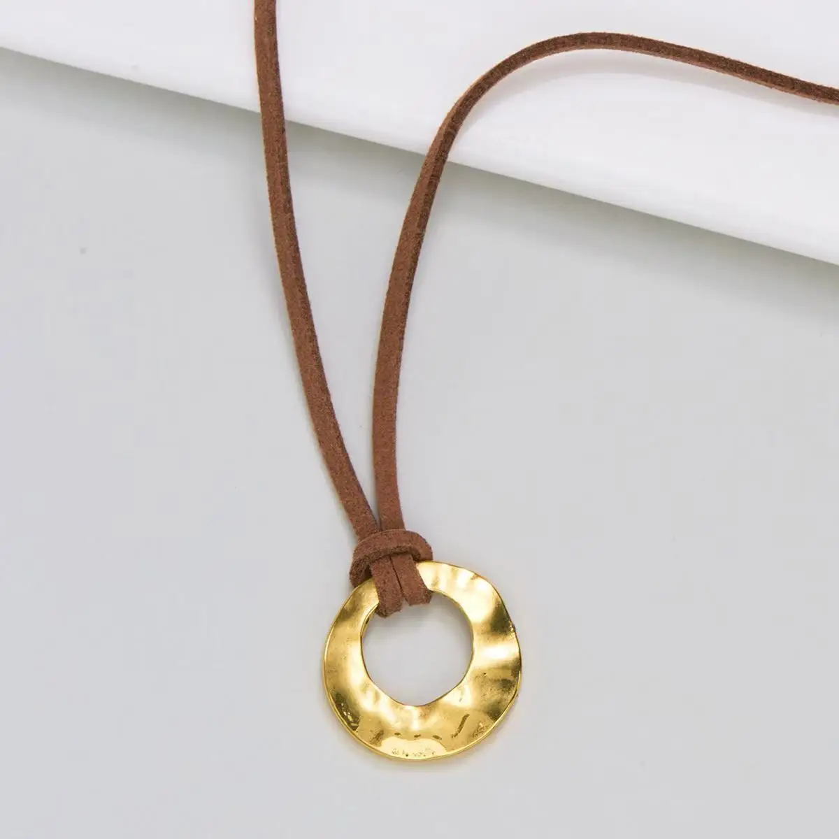 Retro simple fashion personality unique old light wheel circle pendant autumn and winter sweater chain European and