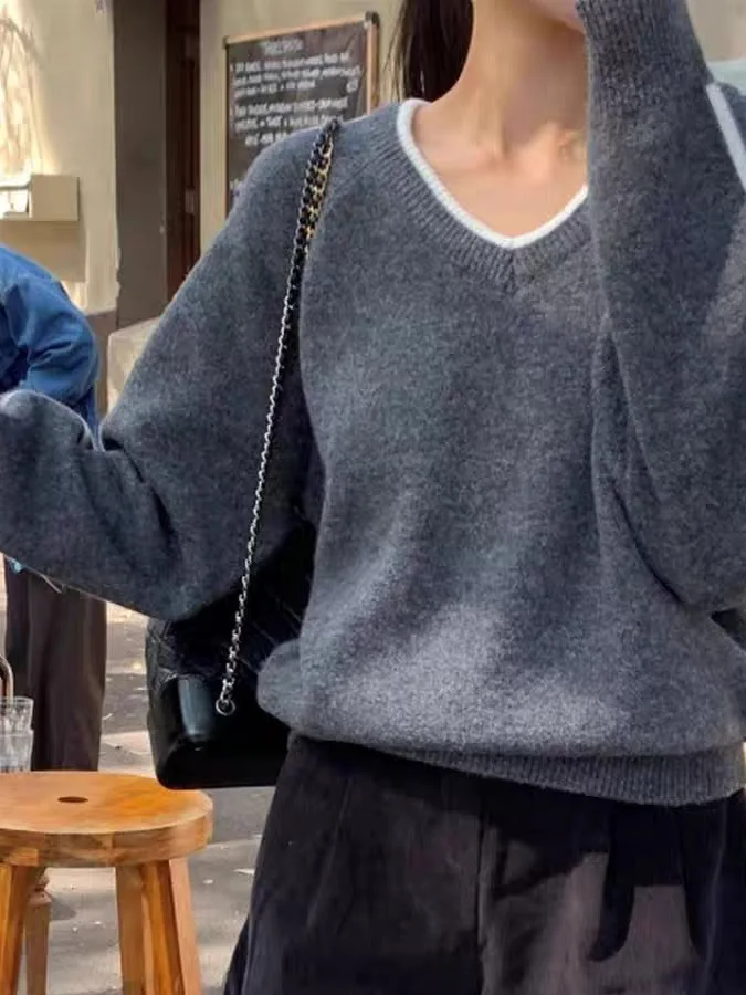 

Women's Loose V-Ne Striped Knitwear Winter Thiened Lazy Sle Top Faionable Design Winter 2025 Ladies Sweater