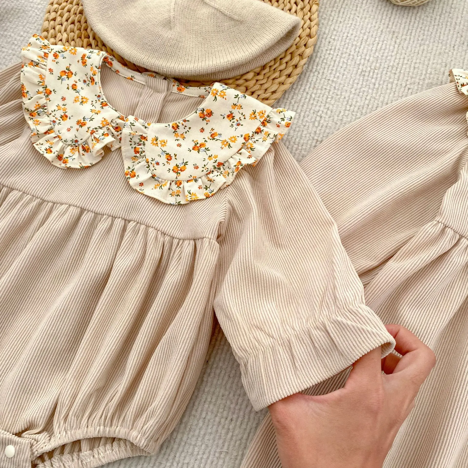 Frühling Vintage Neugeborenen Baby Mädchen Strampler Cord Baby Strampler Infant Floral Body Kleinkind Onepiece Baby Kleidung – Detail 4