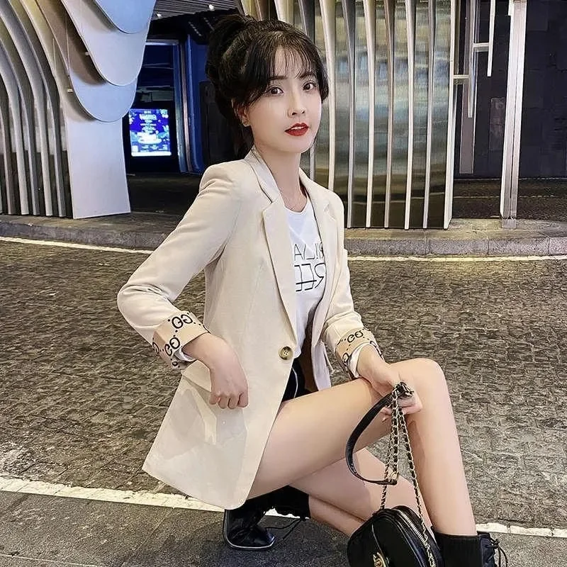 

Small White Suit Coat Female Short 2023 Spring Autumn New Net Celebrity Explosive Street Casual Everything Matching Small Coat X