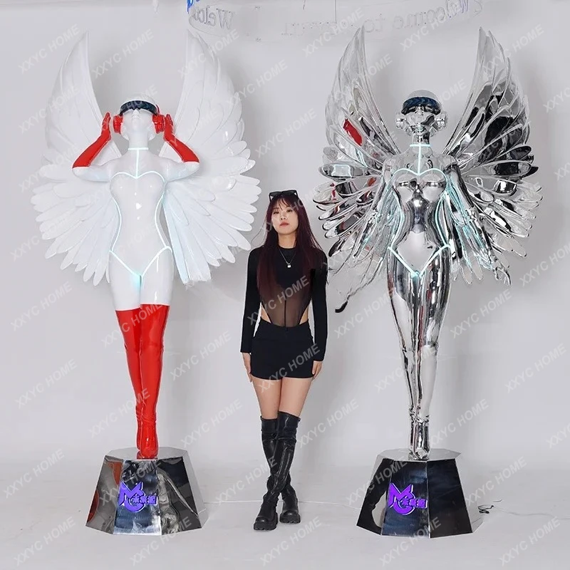 

A Bar night KTV decorative model electroplated empty mountain base future Ji trendy character ornament