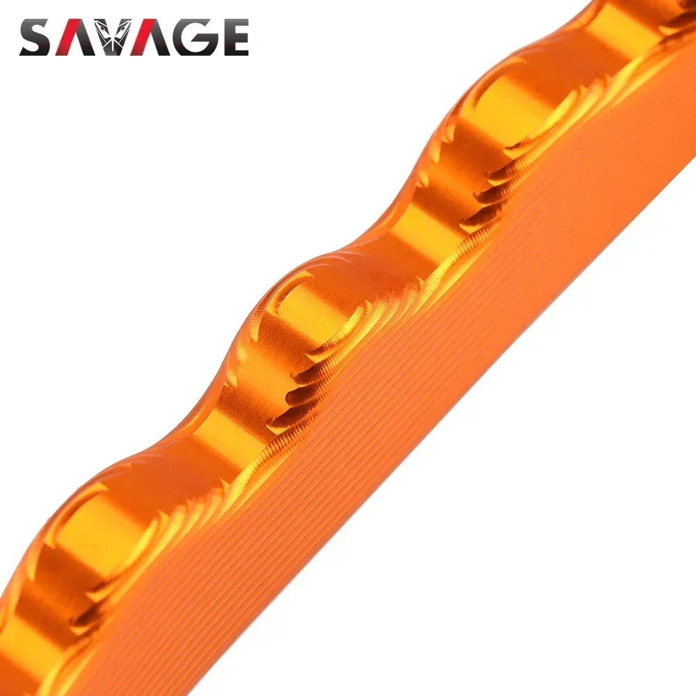 Poignée de poignée arrière pour XC XCW XC-F XCF-W EXC EXCF SX SXF 125 150 200 250 300 350 450 500 530, levier de main courante d\'accessoires de moto