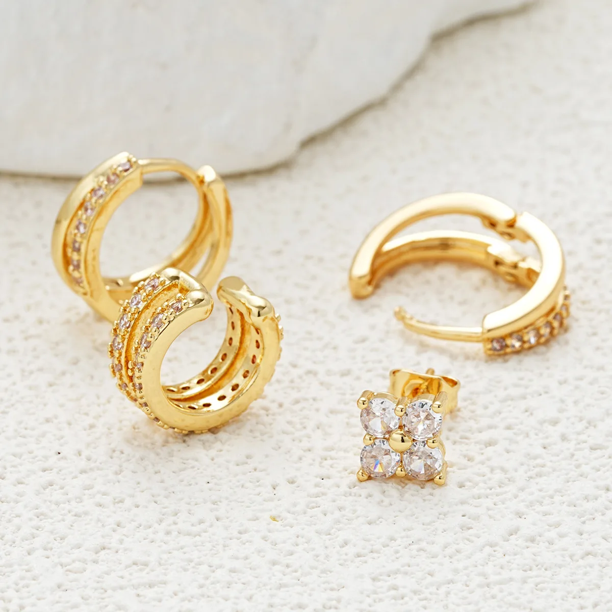 

Copper Zirconia 4-Piece Set Women's Earrings Faionable Jewelry Accories Ele Sle Available in Sto
