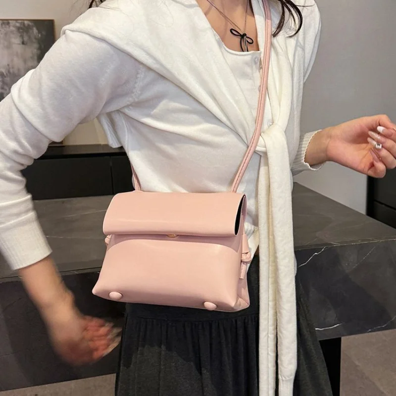 

women pu leather retro crossbody bag with chain small square 2025 spring party dating everyday bag