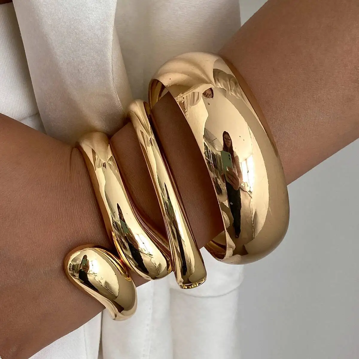 Ingemark 3 Styles Hip Hop Gold Color Stackable Wide Bracelets for Women Fashion Statement Punk Water Drop Bangles Jewelry Gift
