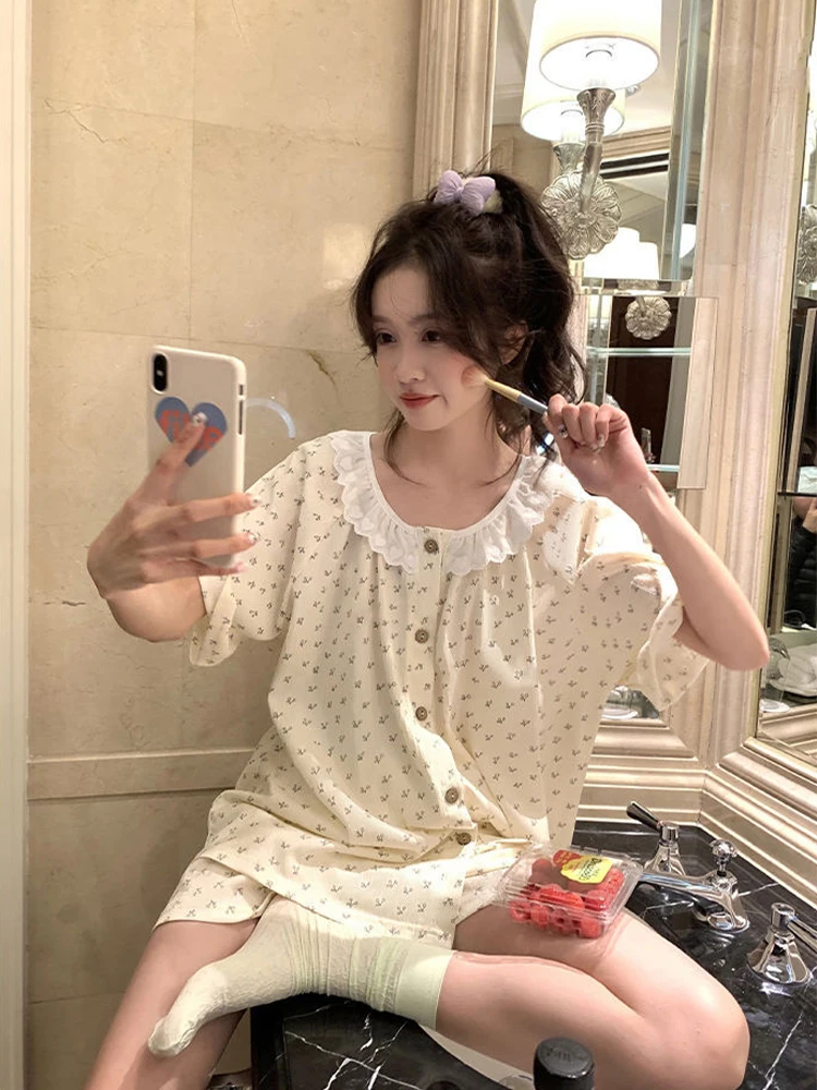 Korean Version of Schoolgirls Simple Style Striped 2024 Pajamas Summer New Short Sleeve Shorts Thin Loungewear Set