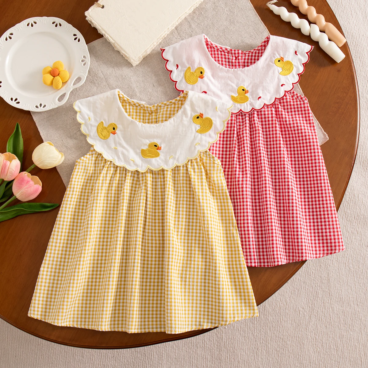 

Summer Baby Girl Dress Cartoon Embroidered Sleeveless Yellow Plaid Dress for Kids Cute Ootd Daily Wear