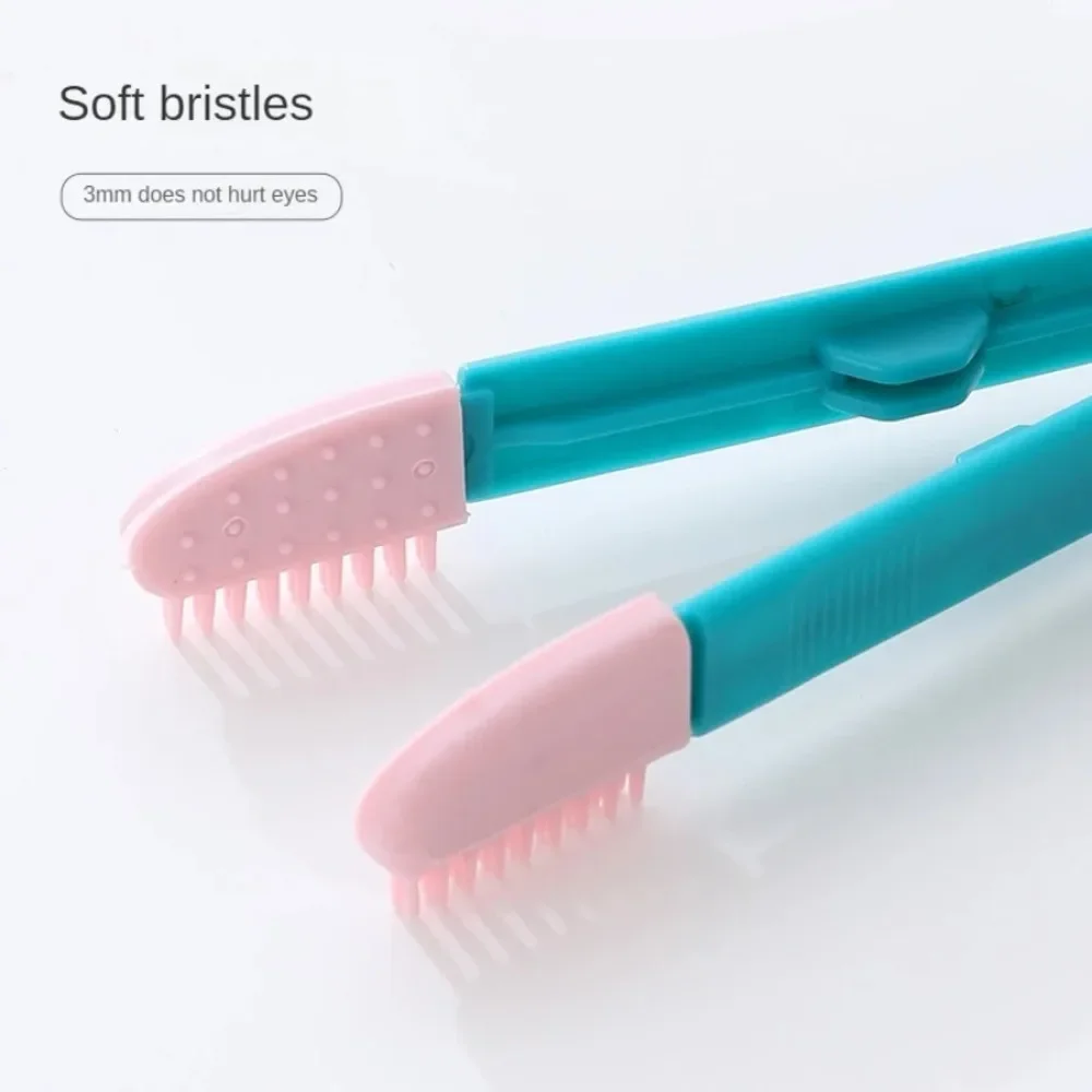 Eco-Friendly Kitten Eye Rub Handheld Cat Eye Wipe Rub Eyes Poo Brush Cleaning Reusable Buckle Design Pet Comb Tear Stain Brush
