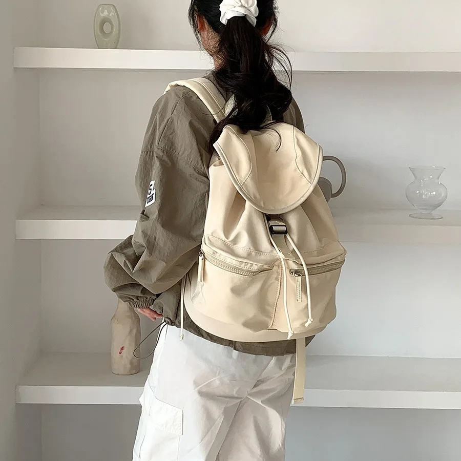 Women‘s Backpack Preppy Style Flap Nylon Women Backpack Niche Design College School Backpack for Women Travel Girls Daypack