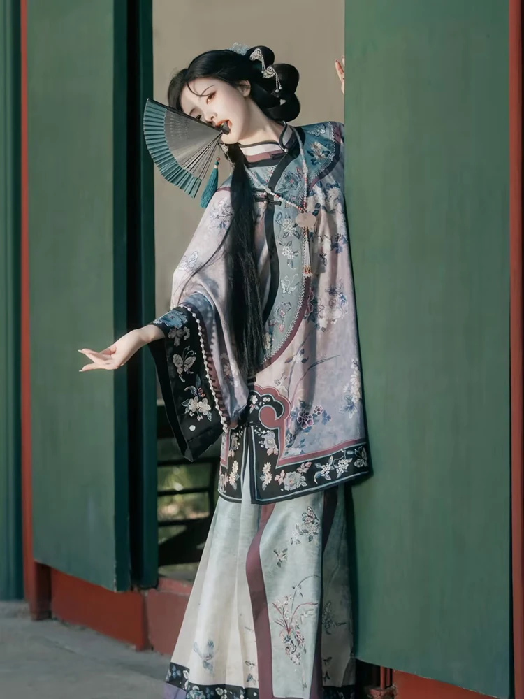 

Chinese Style Print Women's Traditional Costume Photography Set Artistic Portrait Photography Ancient Fashion Travel Photography