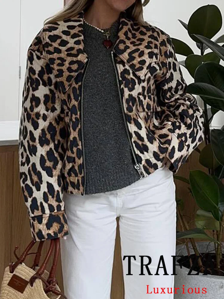 TRAFZA Vintage Casual Women Jackets Leopard Print Zippers Turn-down Collar Short Coats New Fashion 2024 Spring Holiday Jackets