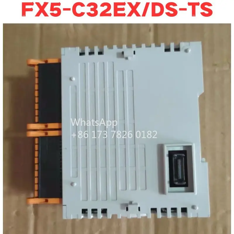 Tweedehands FX5-C32EX/DS-TS FX5 C32EX DS TS PLC Getest OK