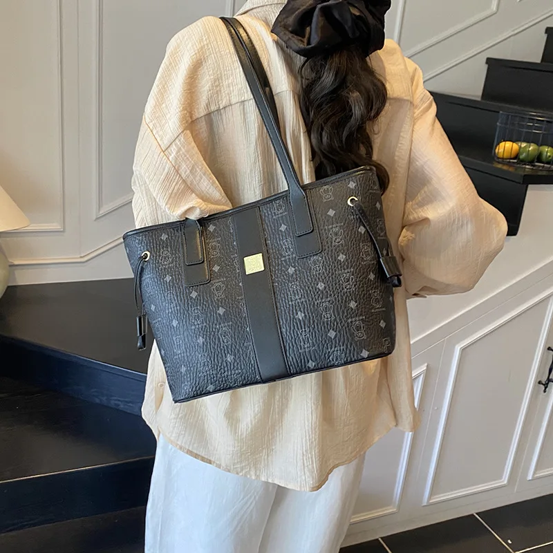 

2025 Новая текстура печати, ниша, высококачественная женская корзина для овощей, портативная сумка через плечо, большая сумка