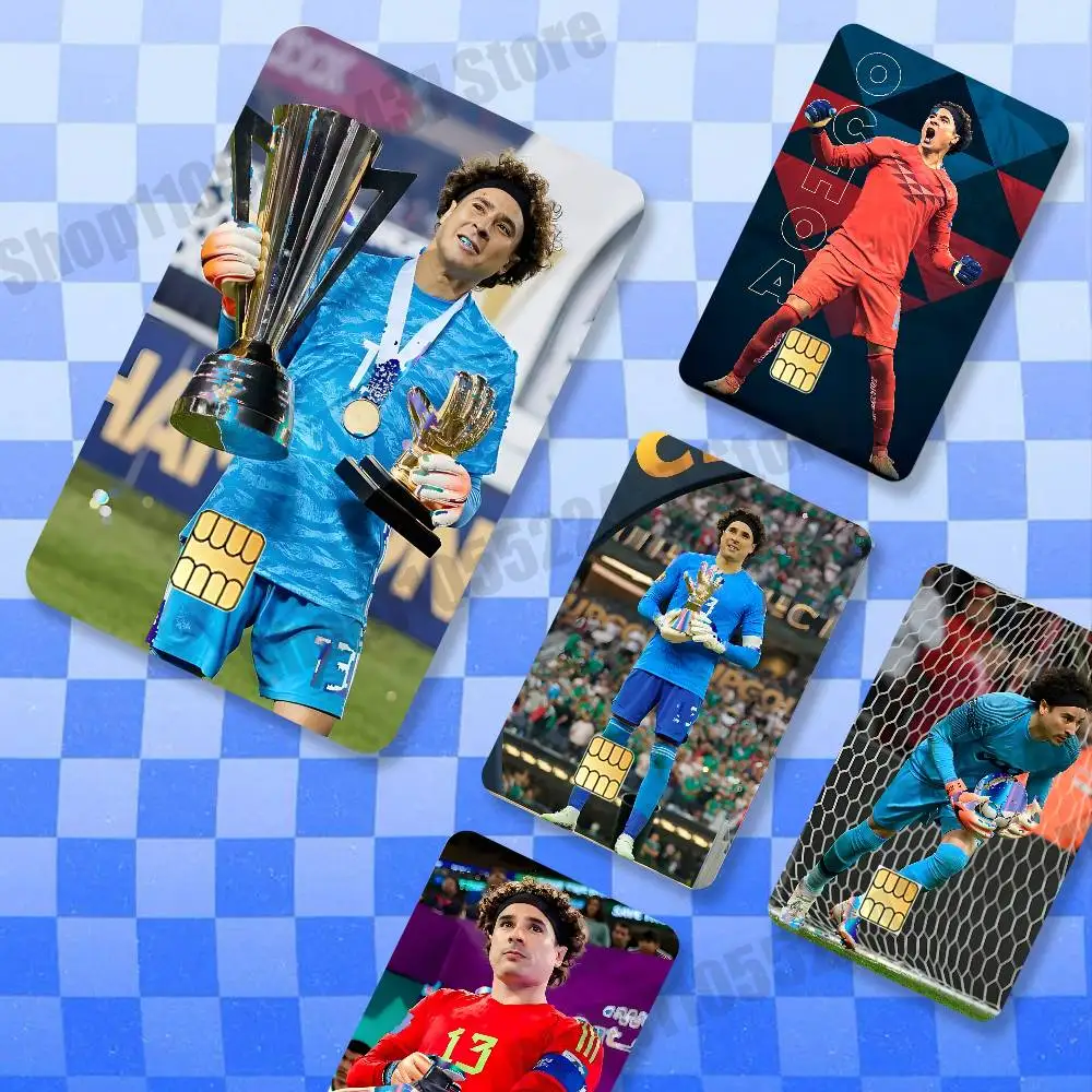 Pegatina holográfica brillante con diseño de Ochoa, portero de la selección de fútbol de México 2026, para tarjetas de débito, crédito y bancarias.