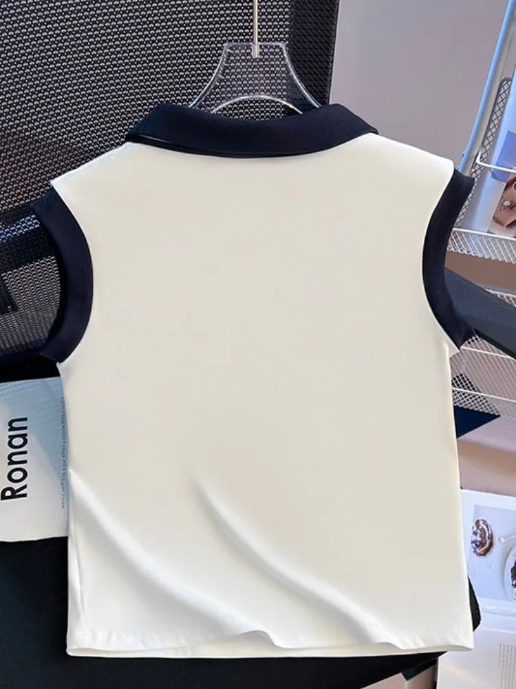 Summer ort Sve  Ne Vest Women's T-irt with Silk Scarf Korean Sle Slim Fit Design Sensation Self-Preserving Model