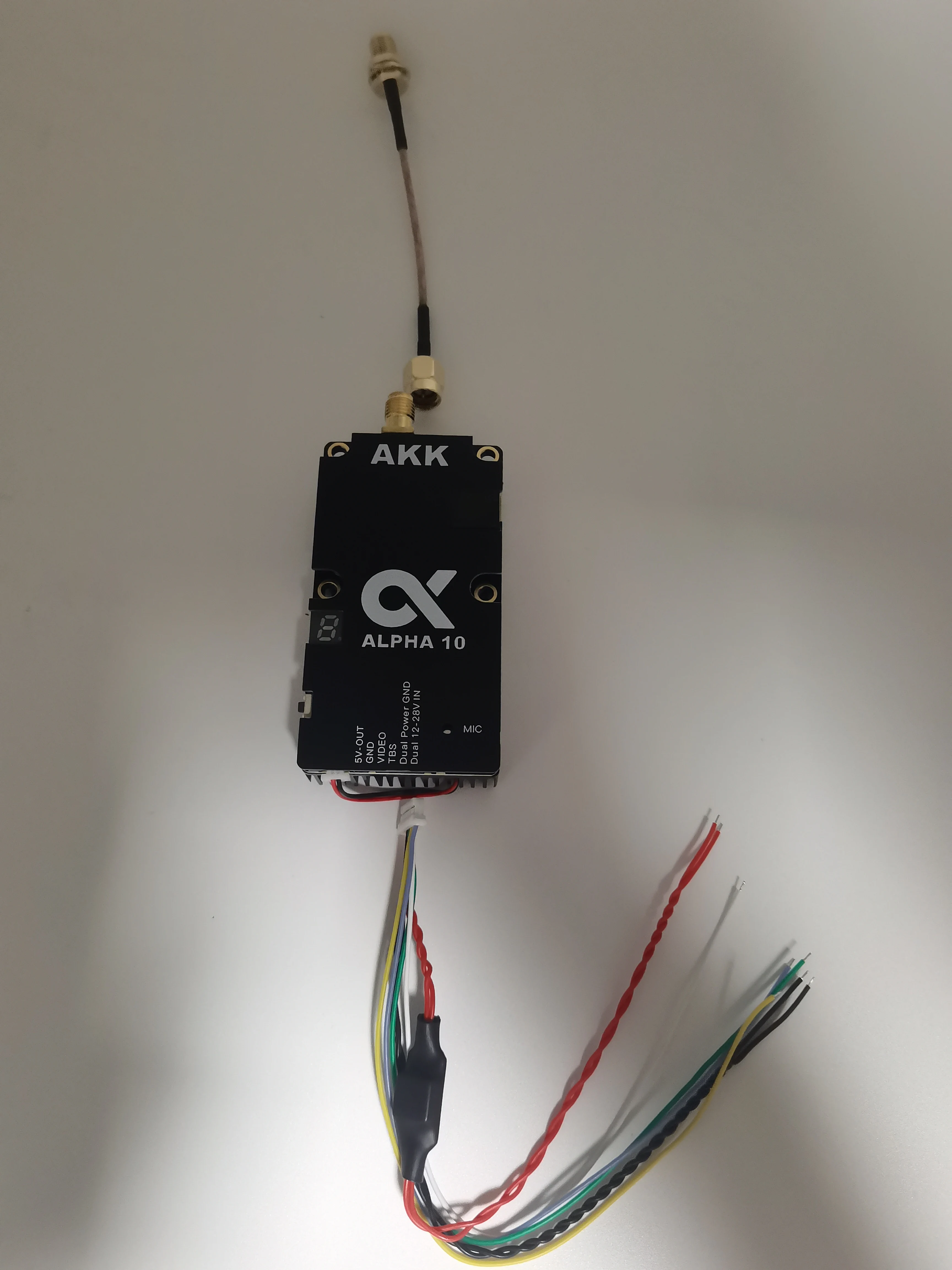 AKK Alpha 10W 4.9-6 G VTX 80CH