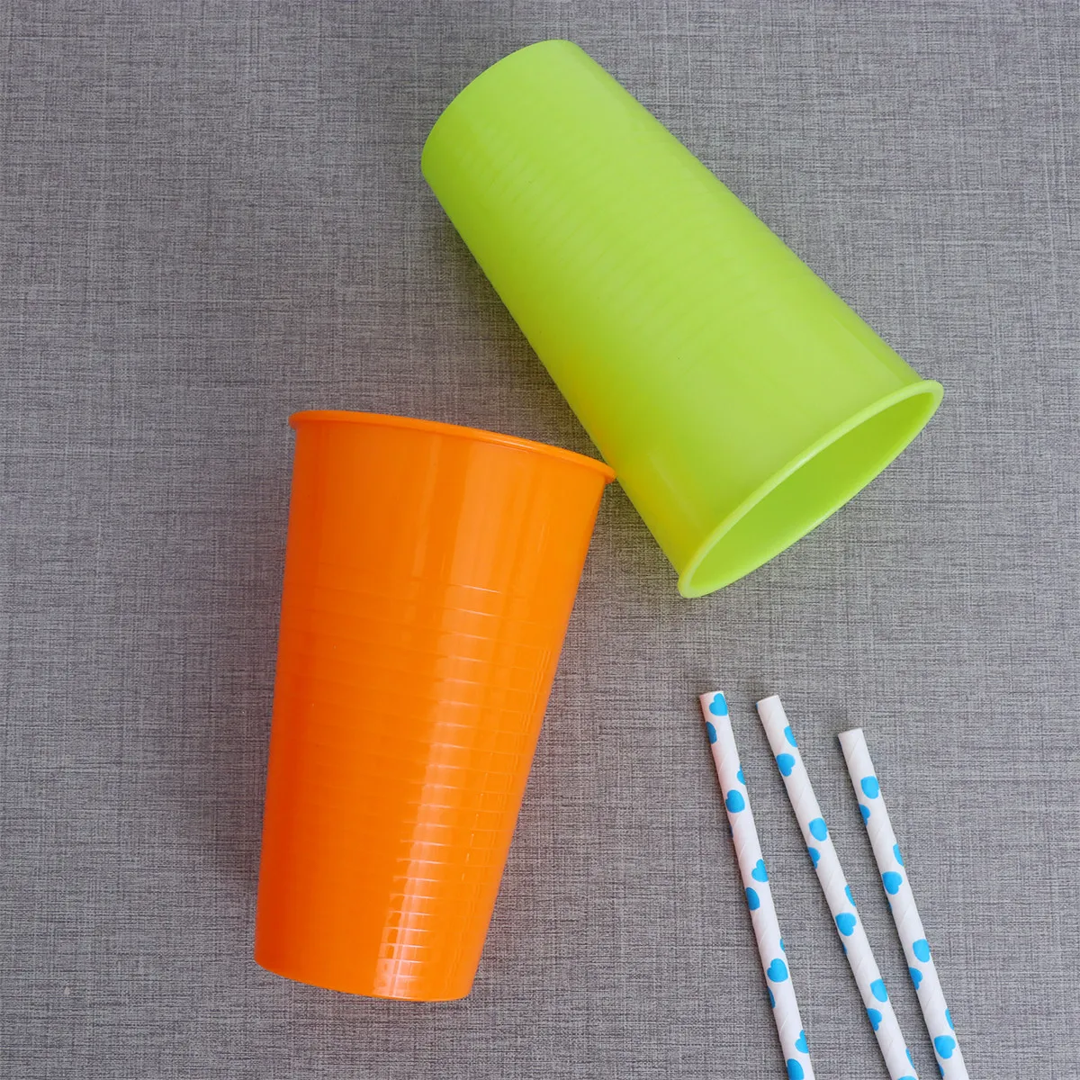12Pcs Anti-Slip Plastic Party Cups Reusable Colorful Drinking Glasses for Home Restaurant Picnic Beer Juice Water Use
