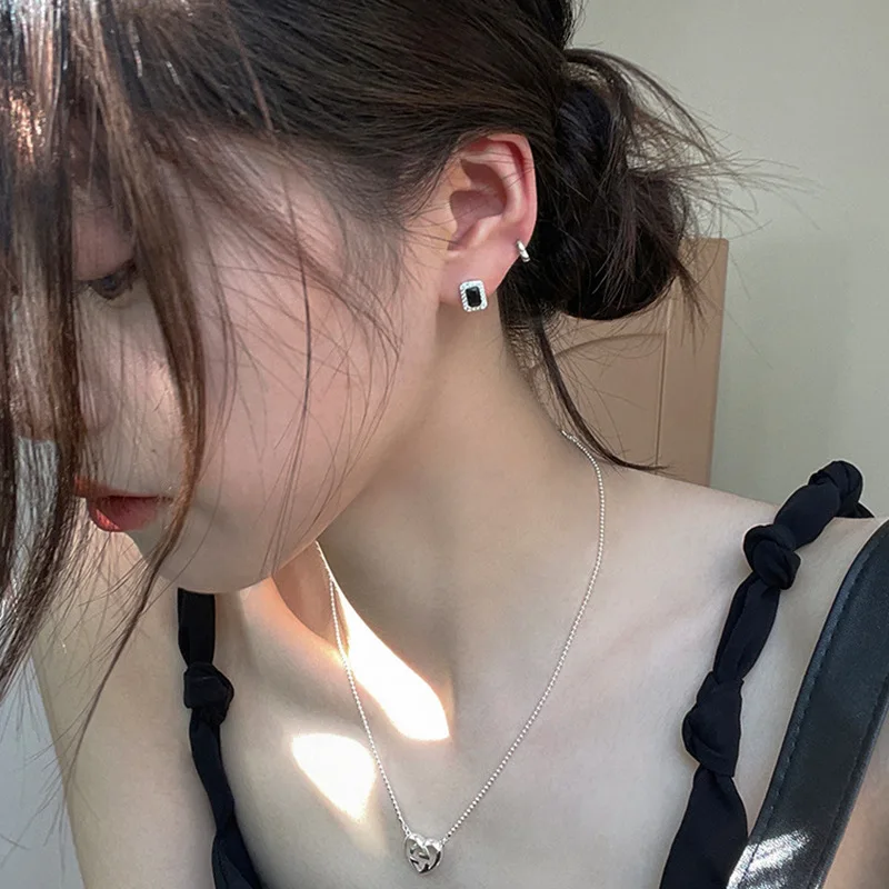 Retro Exquisite 925 Sterling Silver Inlaid Tiny Zircon Square Black Crystal Stud Earrings for Women Korean Winter Jewelry Gifts