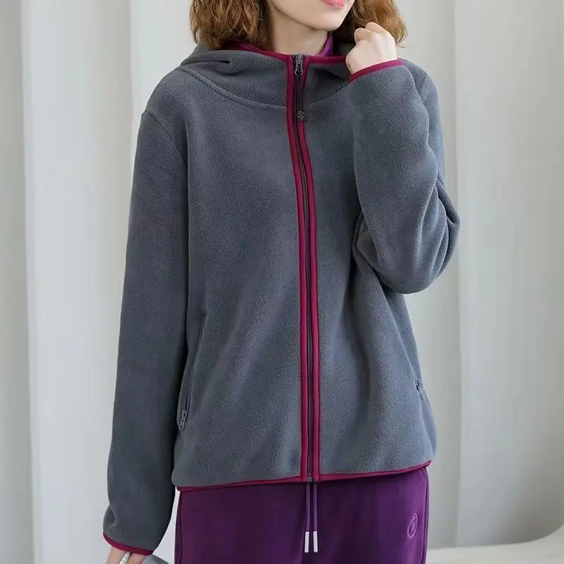 Thickened Hooded Fleece Jacket for Women's Autumn and Winter New Short Style Fashionable Temperament Zipper