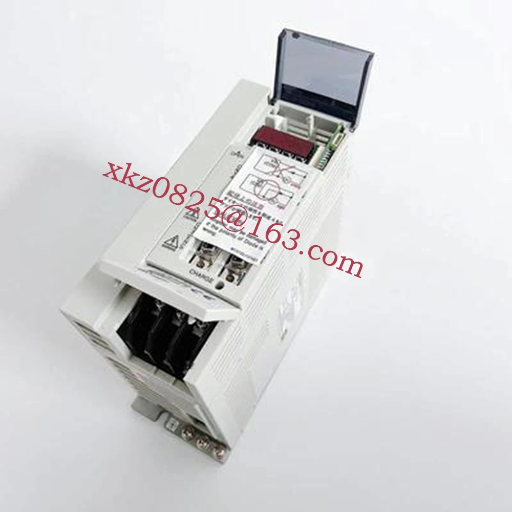 

New Original Servo Driver MR-J2-350A MR-J2-200A MR-J2-100A MR-J2-70A MR-J2-40A MR-J2-20A MR-J2-10A