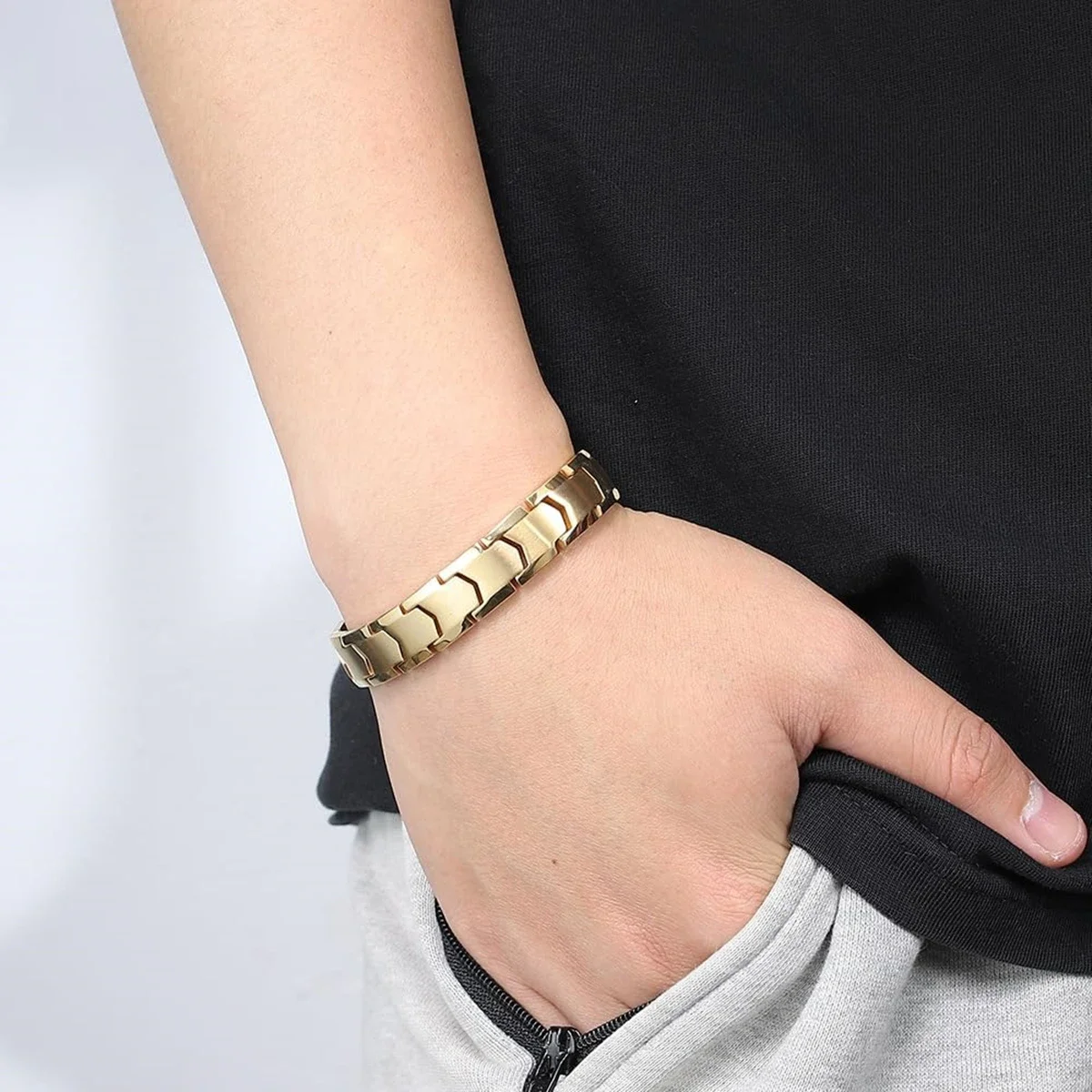 ARADOO Titanium Steel Hematite Therapy Bracelets Men\'s Arrow Stainless Steel Magnetic Link Bracelet