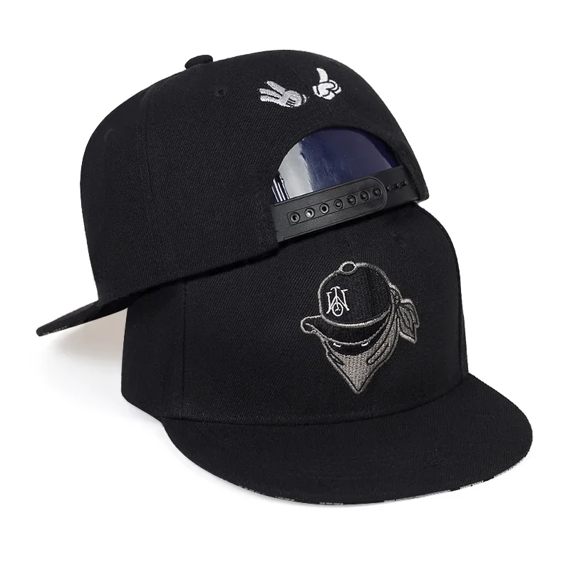 Cappelli hip-hop con ricamo mascherato unisex Primavera Autunno Cappellini da baseball snapback casual regolabili Cappello per protezione solare da esterno