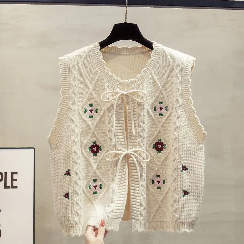 

Solid Knitted Cardigan Vest Women Spring and Autumn O-neck Jacquard Lace Sleeveless Layering Top Loose Casual Fashion Sweater