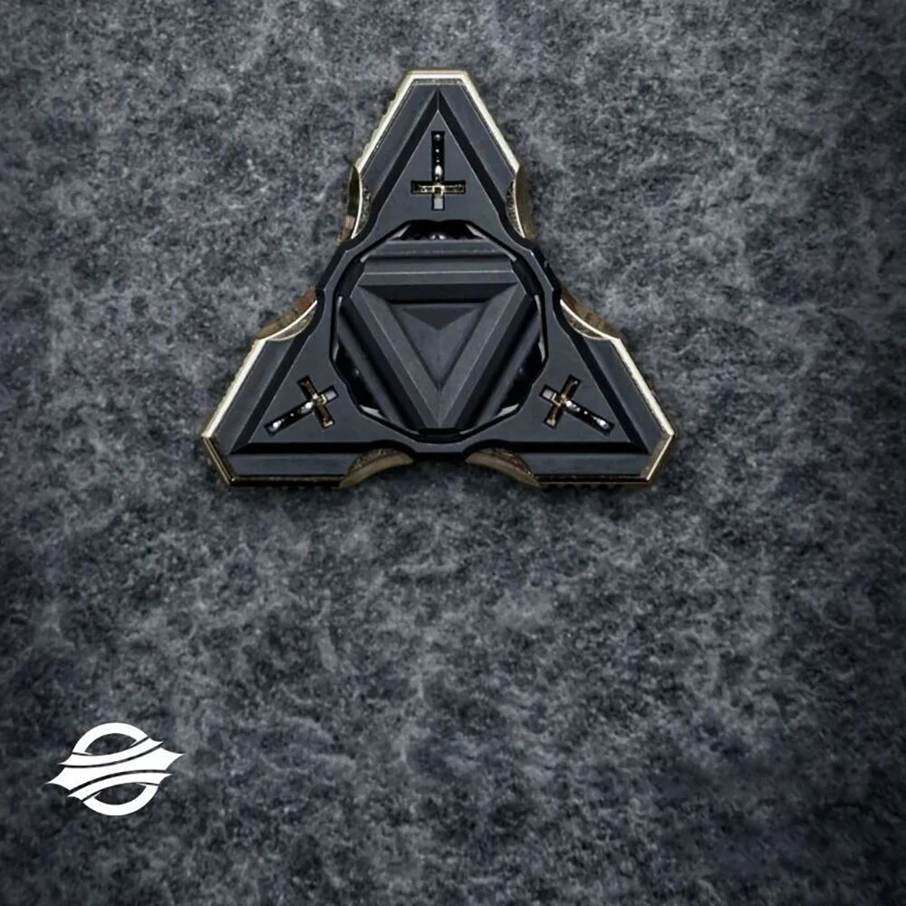 EDC غابرييل الذهب الأسود تململ سبينر مفتوح مسمار الدوران التيتانيوم ثلاثة شفرات تململ سبينر أدوات تخفيف القلق التصميم الأصلي