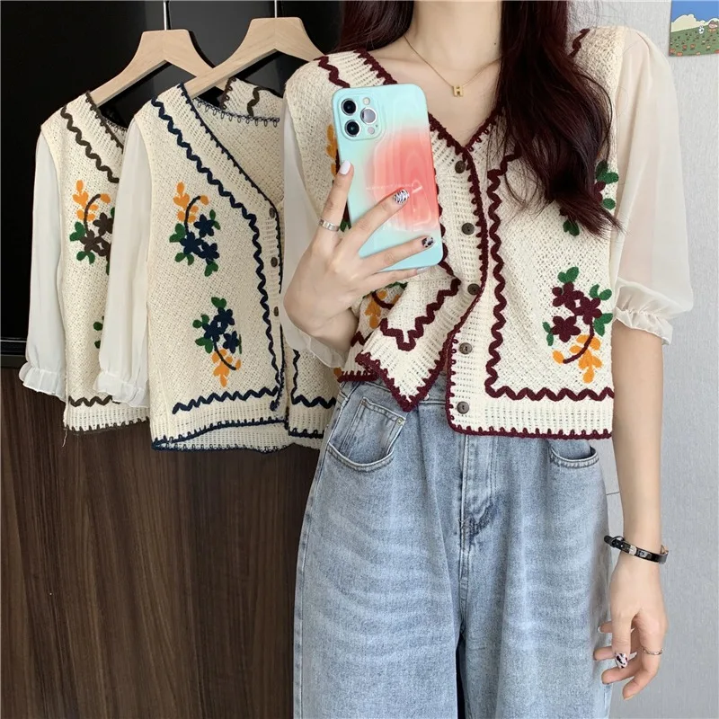 

Boring Honey Retro Flower Embroidery Fashion Women Blouses Hollow Out Chiffon Sleeve Splicing Women's T-Shirt 7-Point Sleeve Top