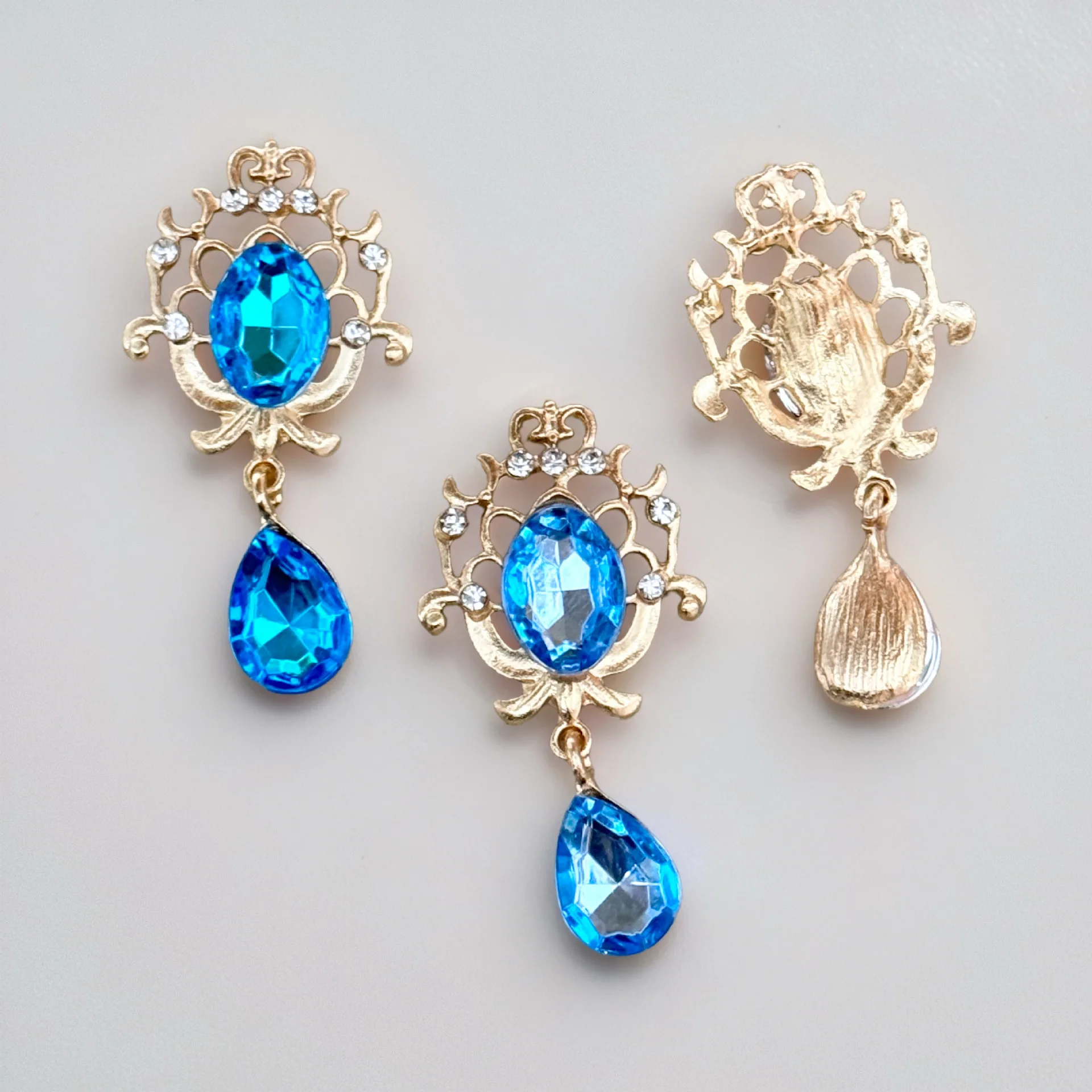 SKYE CIEL 25*48mm Alloy Sparkling Rhinestone Pendant with Red Wine Gift Box for Party Wedding Romantic Decoration
