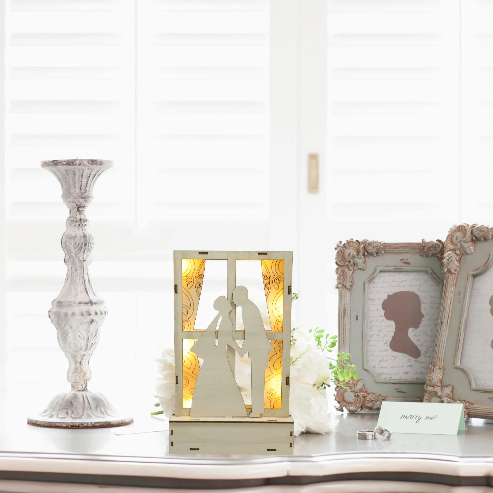 

1pcs Wooden Night Kissing Couple Wedding Party Lamp 3D Decorative Romantic Bedside Lamp Wedding Party Decoration Gift