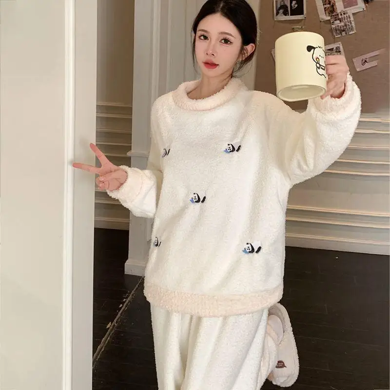 

Fashion Homewear Suitable for Wearing as an Outerwear. Student Cartoon Round Neck Long Sleeved Two-piece Set Sexy Pajama New