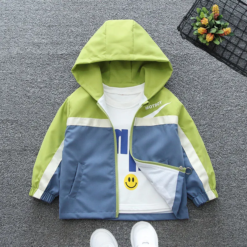 

Trendy Spring - Autumn Color - Clashing Windbreakers for 3 - 10 - Year - Old Boys and Girls
