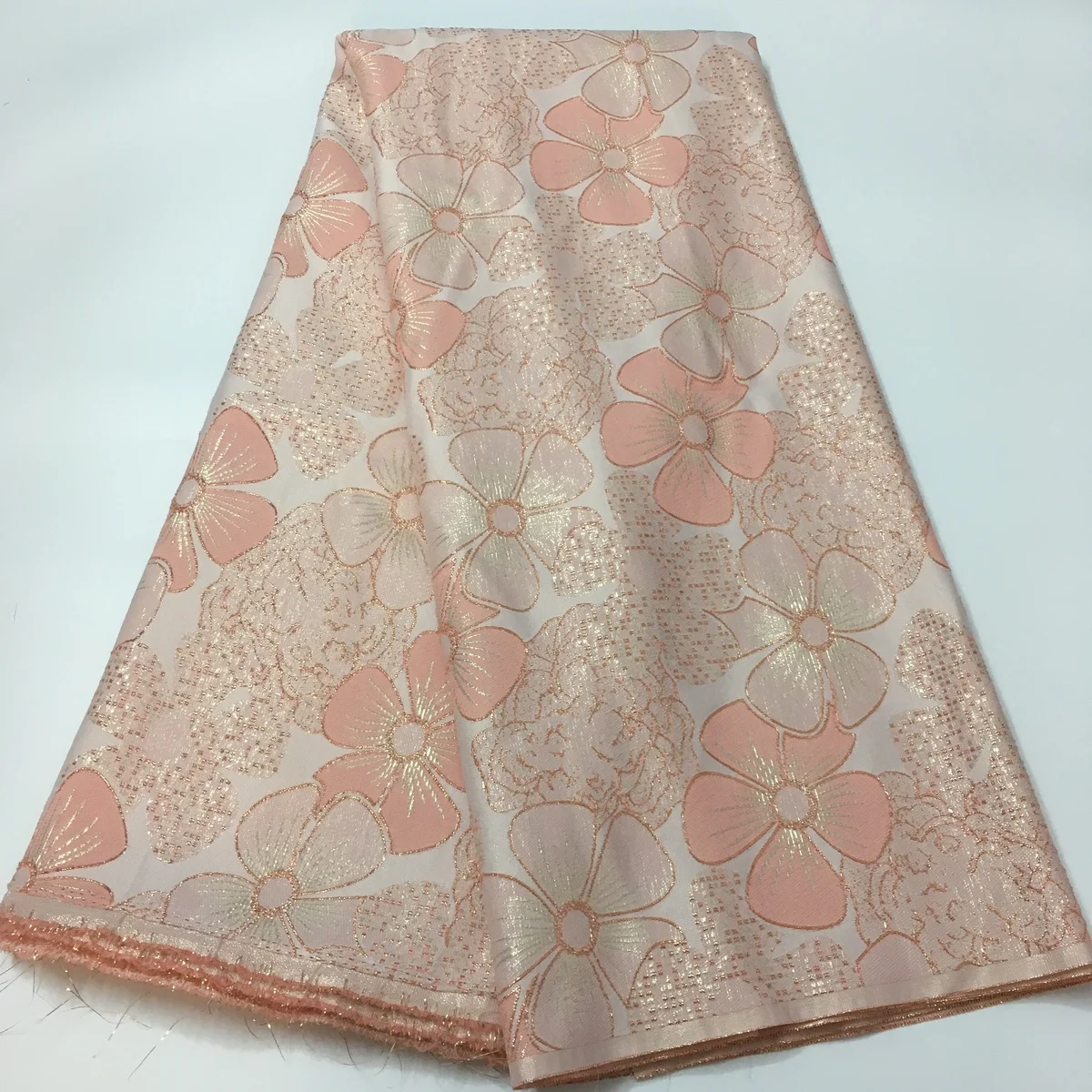 

Latest Pink Jacquard Brocade French African Lace Fabric Organza Fabric African Style Fabric For Wedding Party Dress PJK21131A