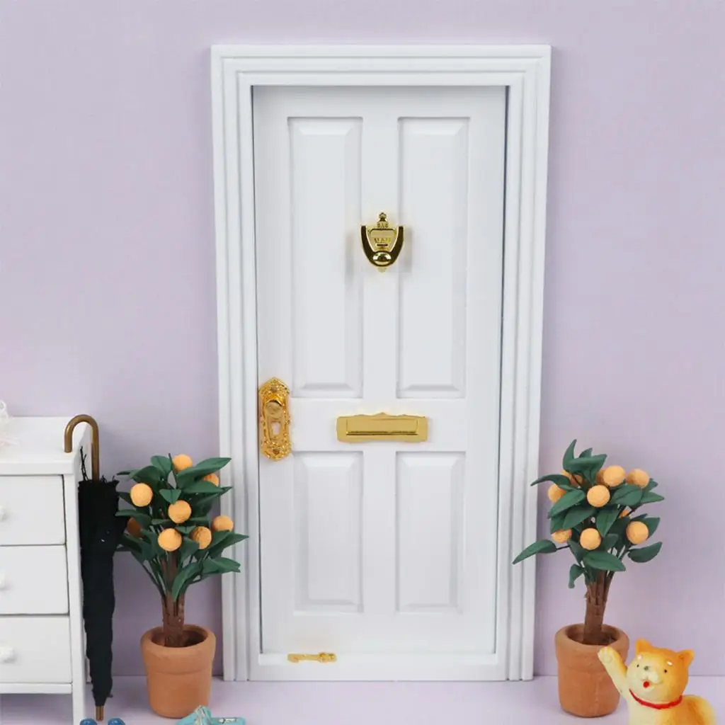 Scena modello 1/12 per casa delle bambole bianca a 4 pannelli per accessori artigianali per la decorazione del bagno