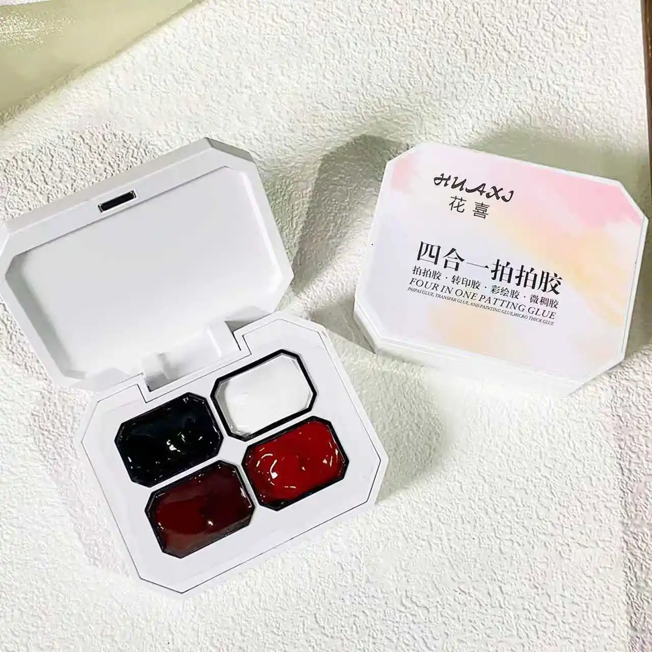 Everyday Versatile Four-in-One Patting Gel, Black White Red 