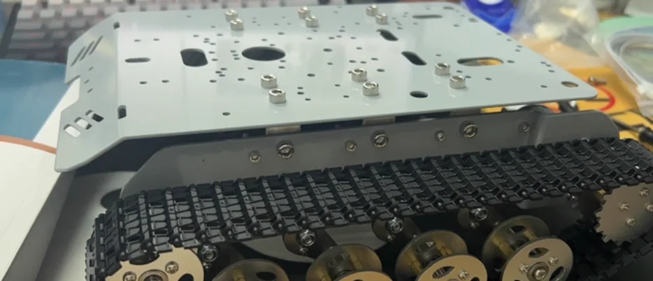 

R3 series standard version crawler chassis (MG513 motor)