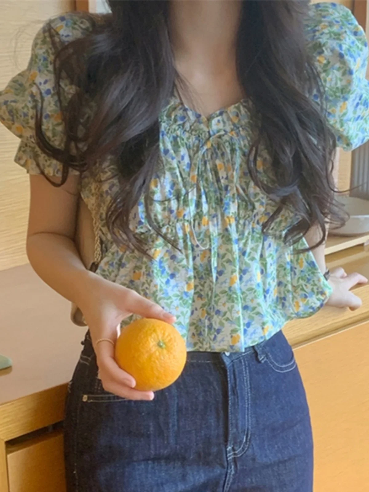 

Fre Sle Floral Print ort Sve irt Women's Bubble Sve Waist-Cinching Top Korean Sle Commute Faion Summer 2023