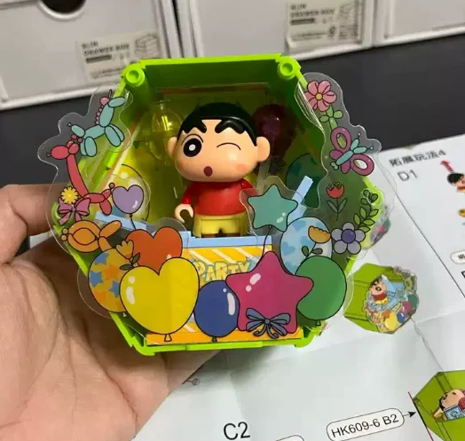 

2026 Spot New Crayon ShinChan Party Jar Series Biscuit Box Building Blocks Toys Girl'S Best Friend Birthday Gift