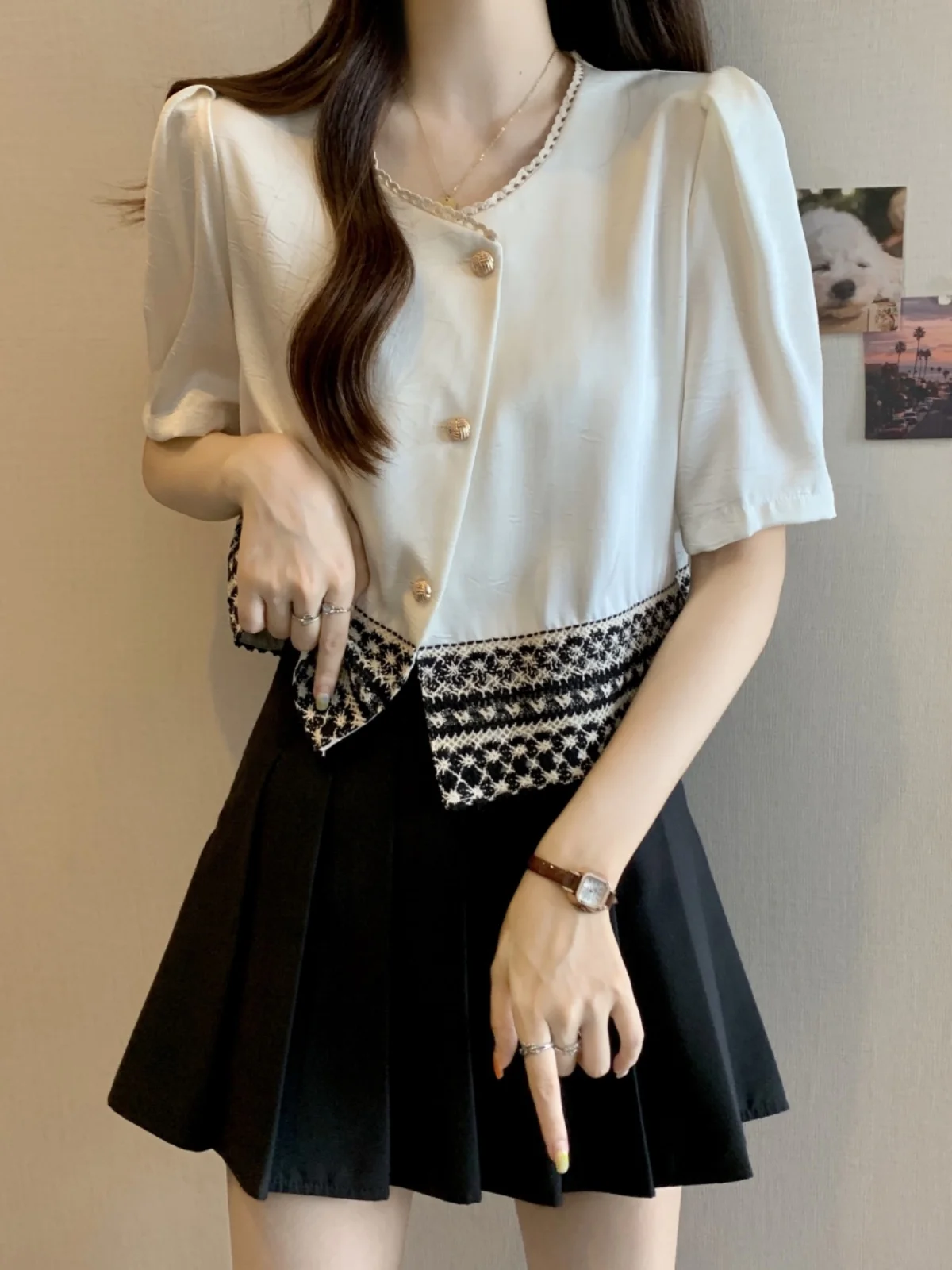 

Slimming Short Sleeve Shirt Women's Summer Fashion Korean Style Base Layer Top Beautiful Small Shirt Straight Cut Button Detail