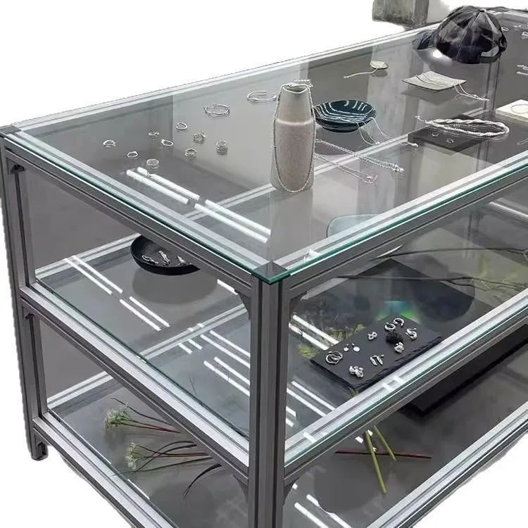 

Алюминиевые профили, полки для обуви, витрины, стекла, продукты, витрины.