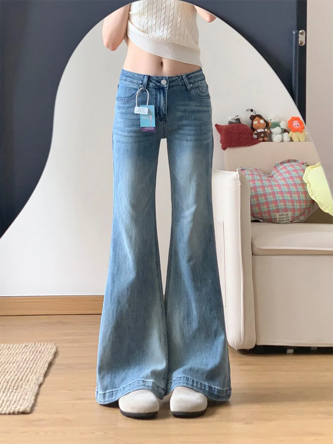 

Summer 2026 High Waist Skinny Jeans Women's Narrow Version Floor-Length Micro Flared Denim Pants American Style Washed Blue