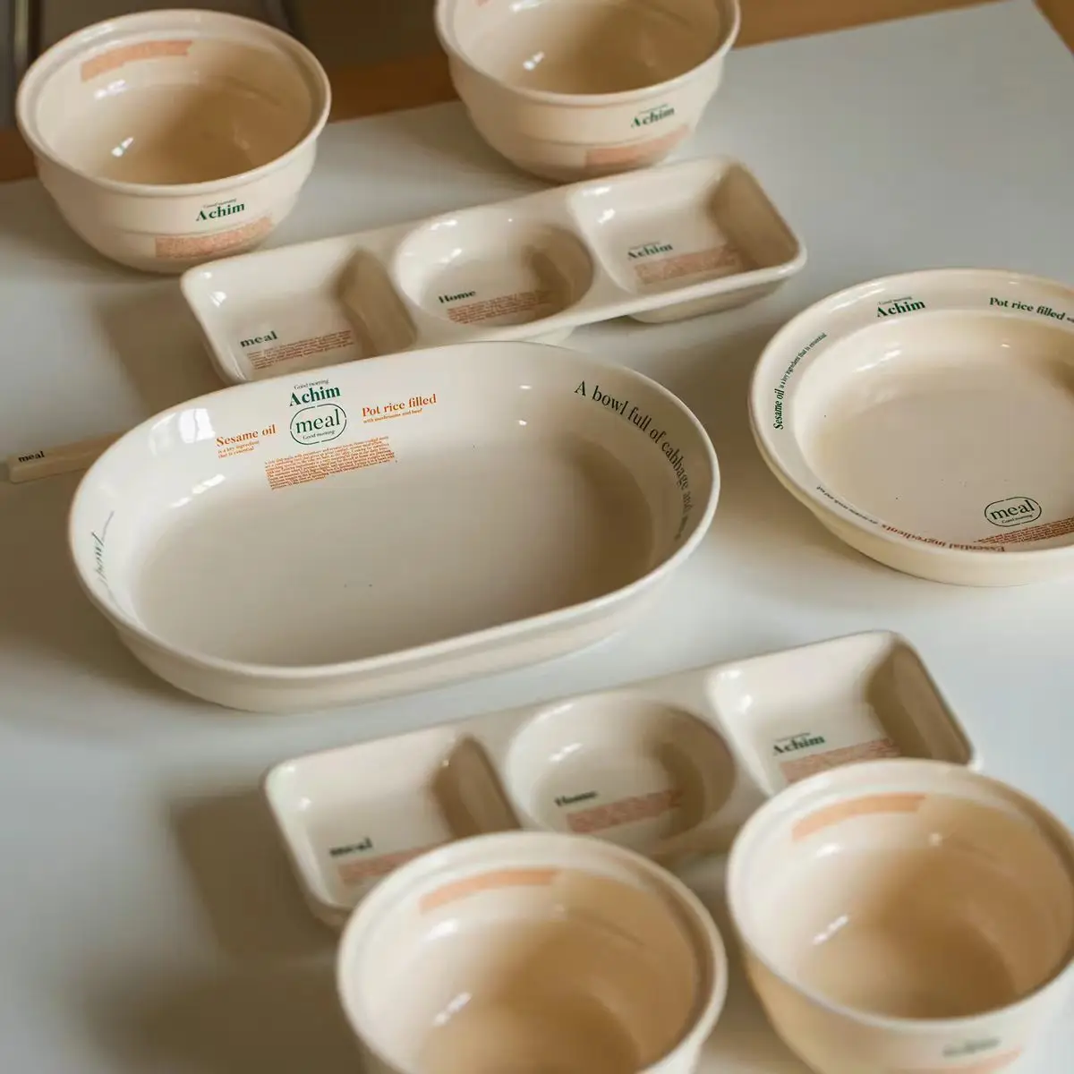 Ceramic Plate Set Oval Plates Korean Simple Letter Printing Breakfast Fat-reducing Meal Dishes Three-plate Kitchen Tableware Set