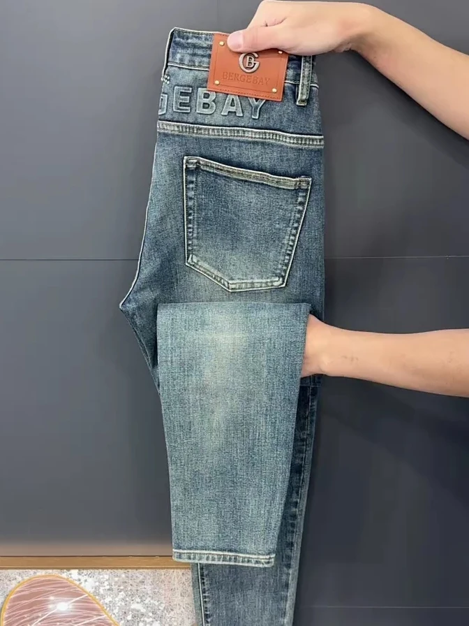 

Высококачественные мужские джинсы: деловой повседневный стиль, универсальные, новинка весна-осень, средняя посадка, облегающий крой, стандартная версия, водостойкие.