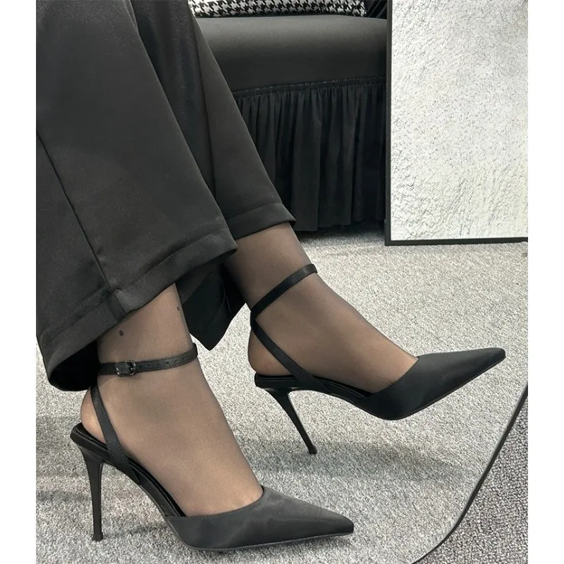 

French 2026 Spring/Summer New Style Women's Satin Slouchy Fashion Head-to-Toe Sandals Pointed Toe High Heels Women's Shoes，34-40
