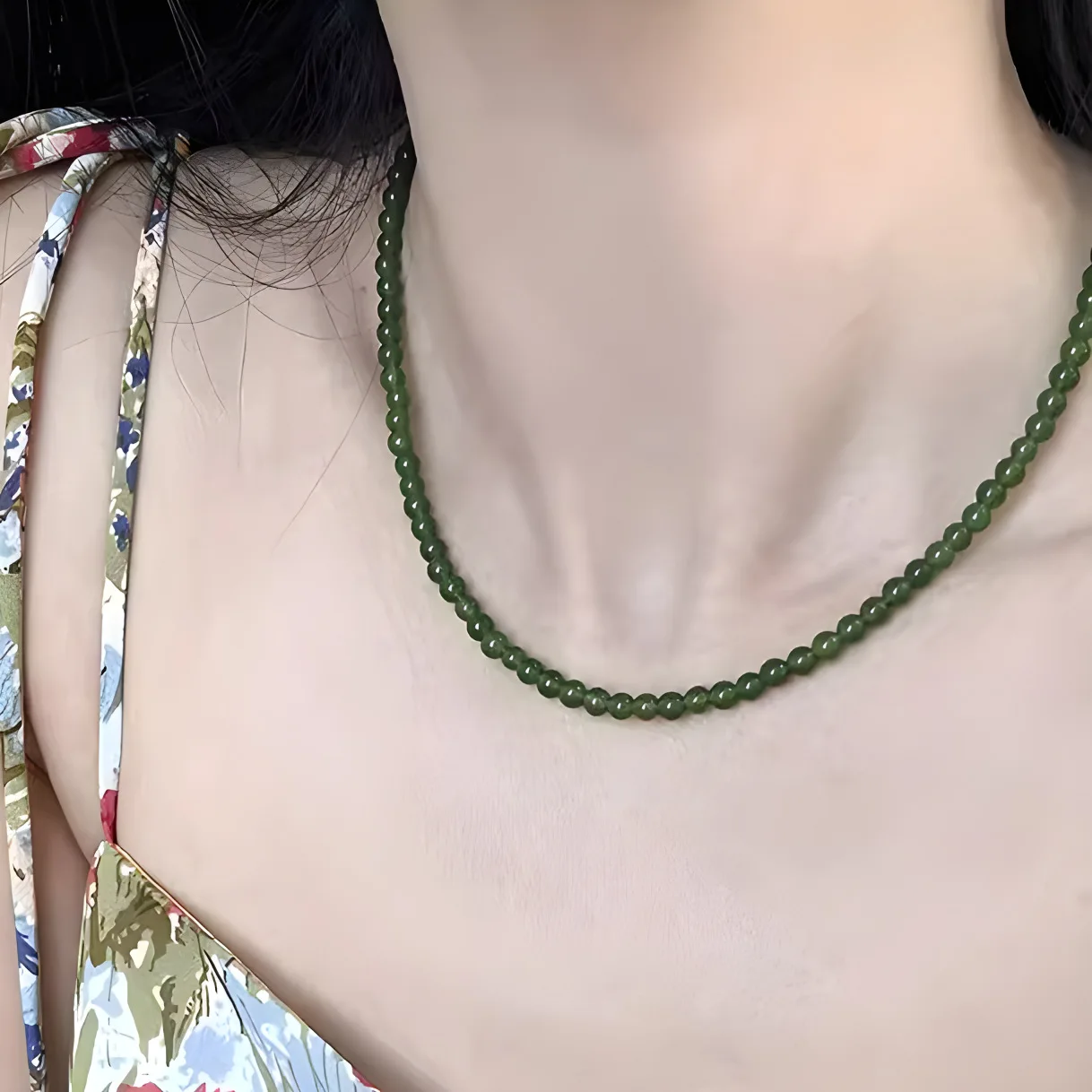 Branco imitação jadeíte jasper verde frisado colar feminino novo lingote chinês fivela pescoço corrente nova high-end clavícula corrente