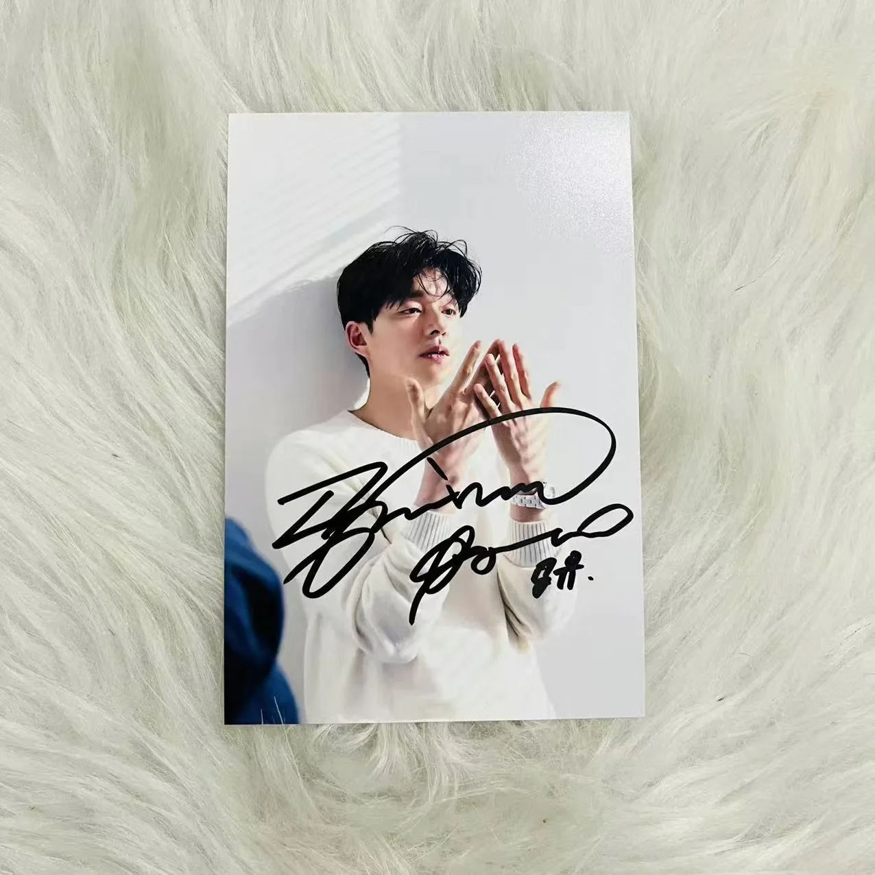 Yoo Gong Signature Photo Hand Signed Photo Fans Collection Gift