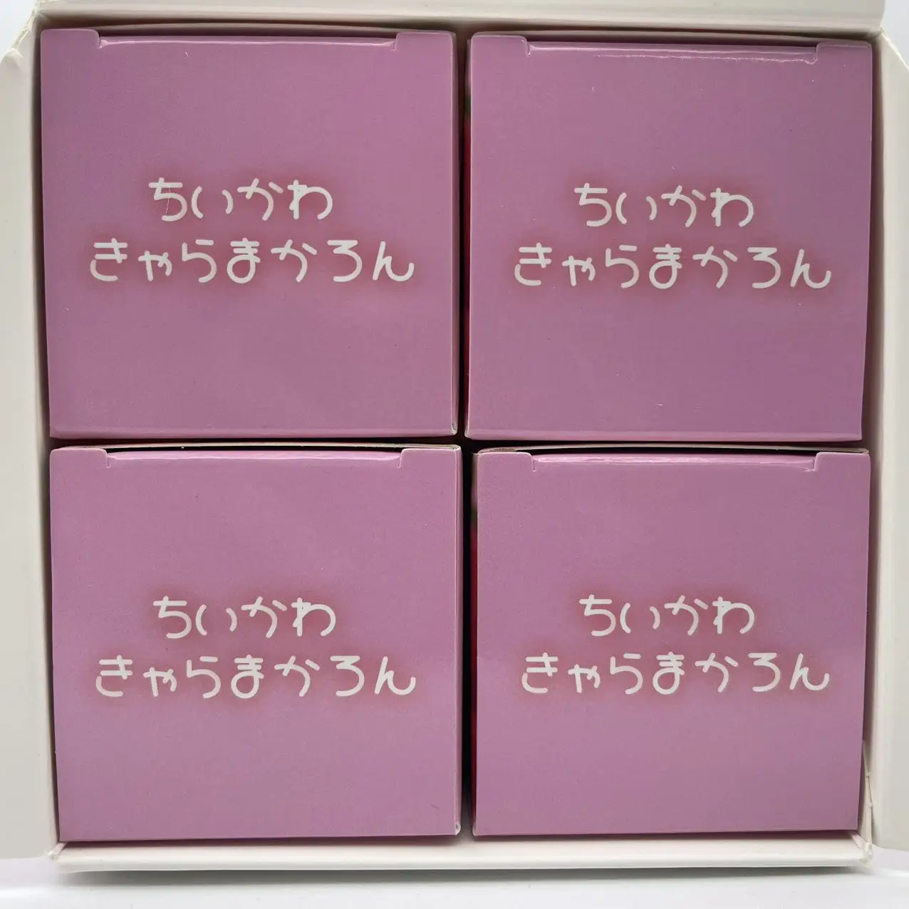 Hochwertige Chiikawa 4-teilige niedliche Macaron-Dessert-Gacha-Figurensets Usagi Hachiware Momonga Modell Schreibtischspielzeug Geburtstagsgeschenke für Fans – Detail 6