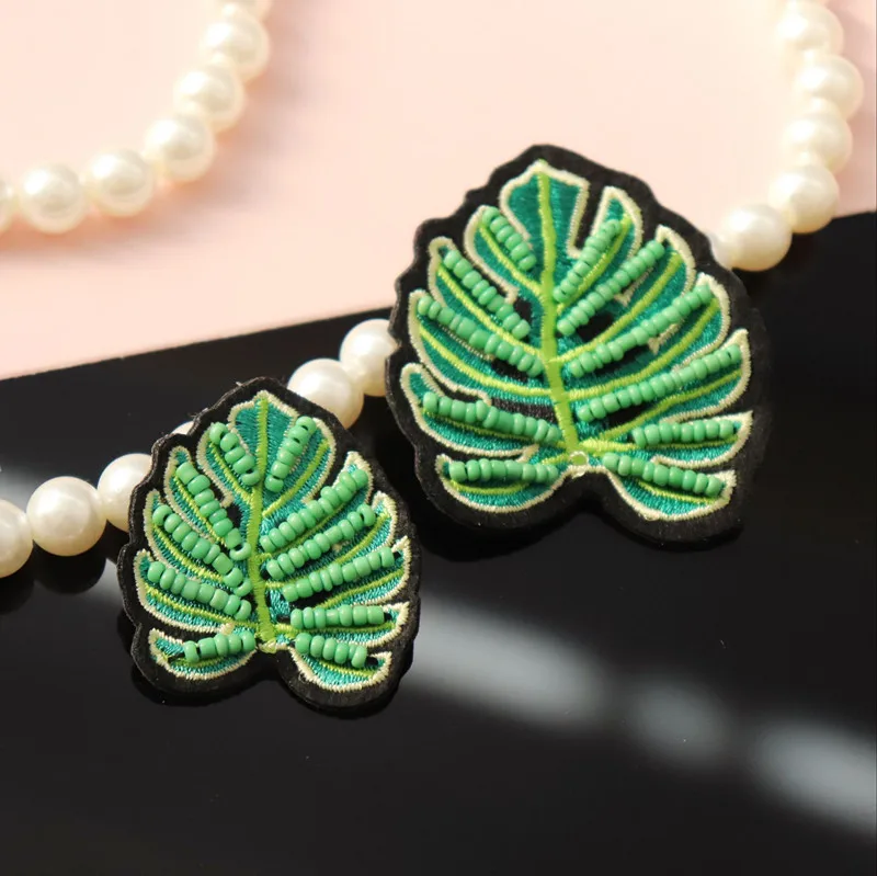 Sequins Leaf Patch Embroidery Hand Sewed Beads Cheap Patches For Clothing Jeans Jacket Cap Green Leaf Applique Badges DIY