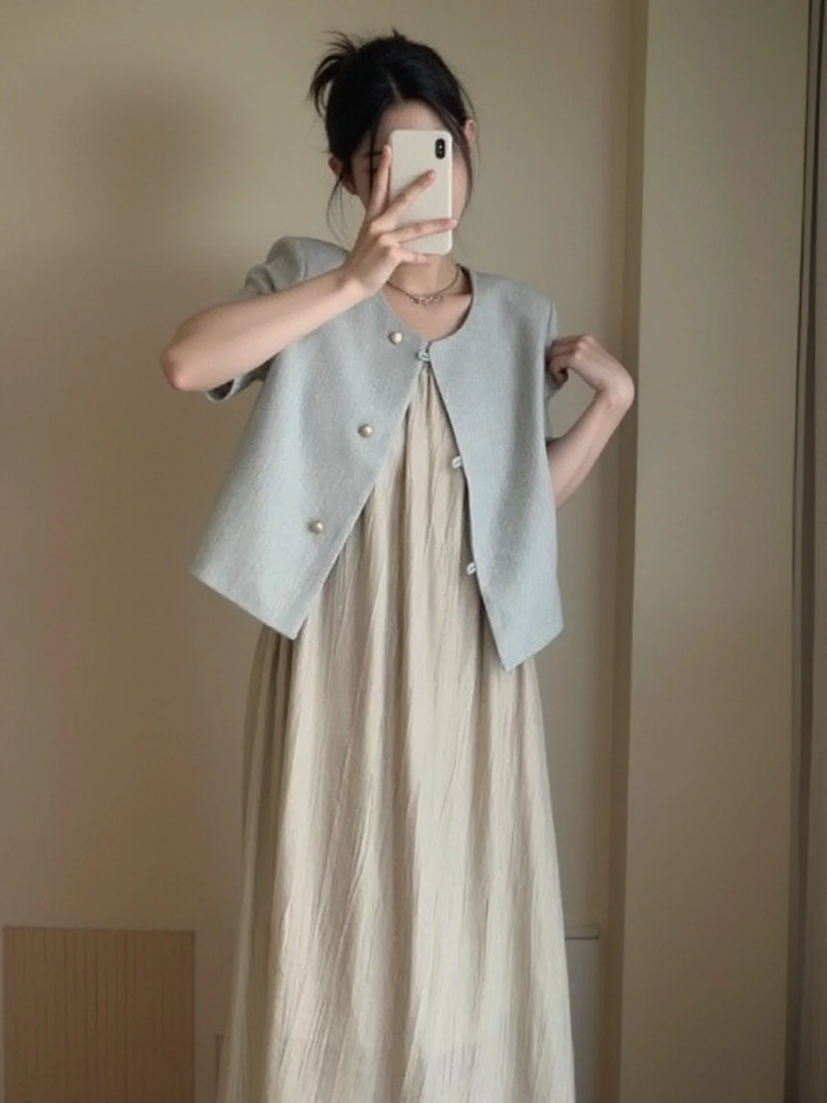 Cardigã Curto F E de Verão com Manga Curta, Design Fino, Sensação de Alta Qualidade, Botão Único, Gola Redonda ...